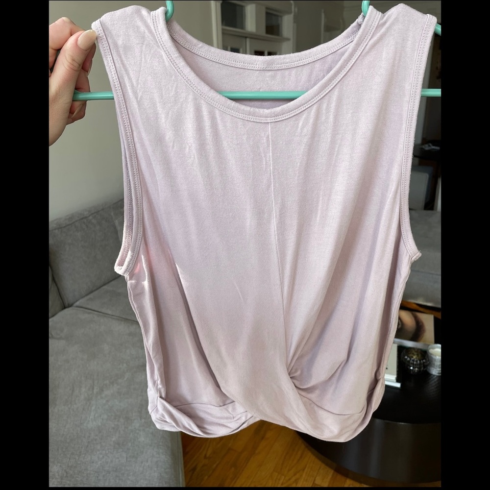 Alo yoga twist-front cropped tank